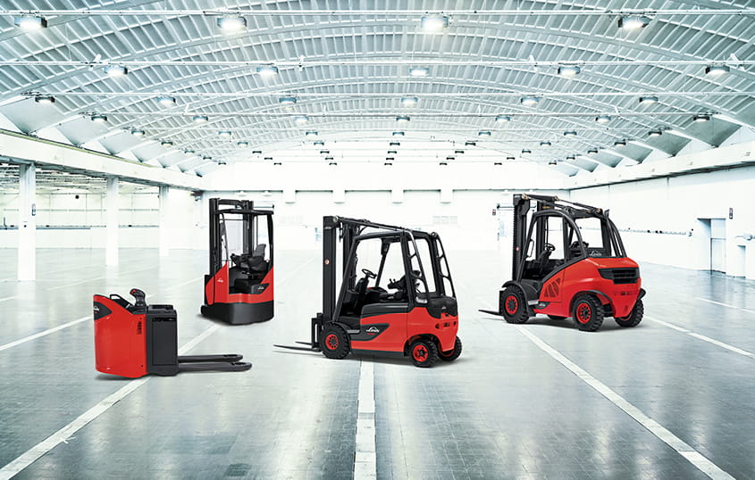 WORLD-CLASS FORKLIFTS